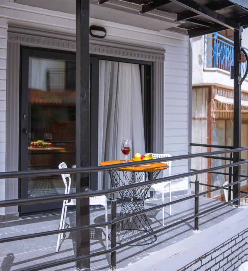 White House Apart Kas Exterior foto